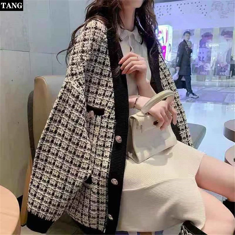 

New Winter Autumn Stripe Gothic Jacket Metallic Single Breasted Women Casual Jacket Big Size Fashion Tide knitting Outerwear