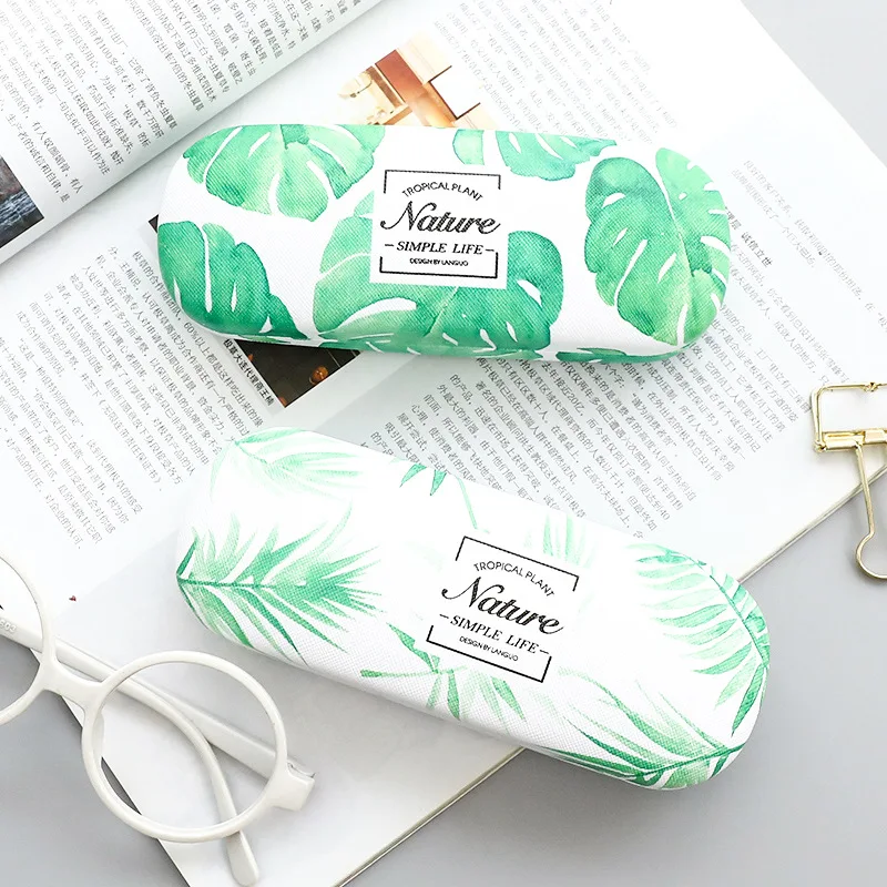 Beautiful Nature Fashion Novelty Creative Green Leaves Plants PU