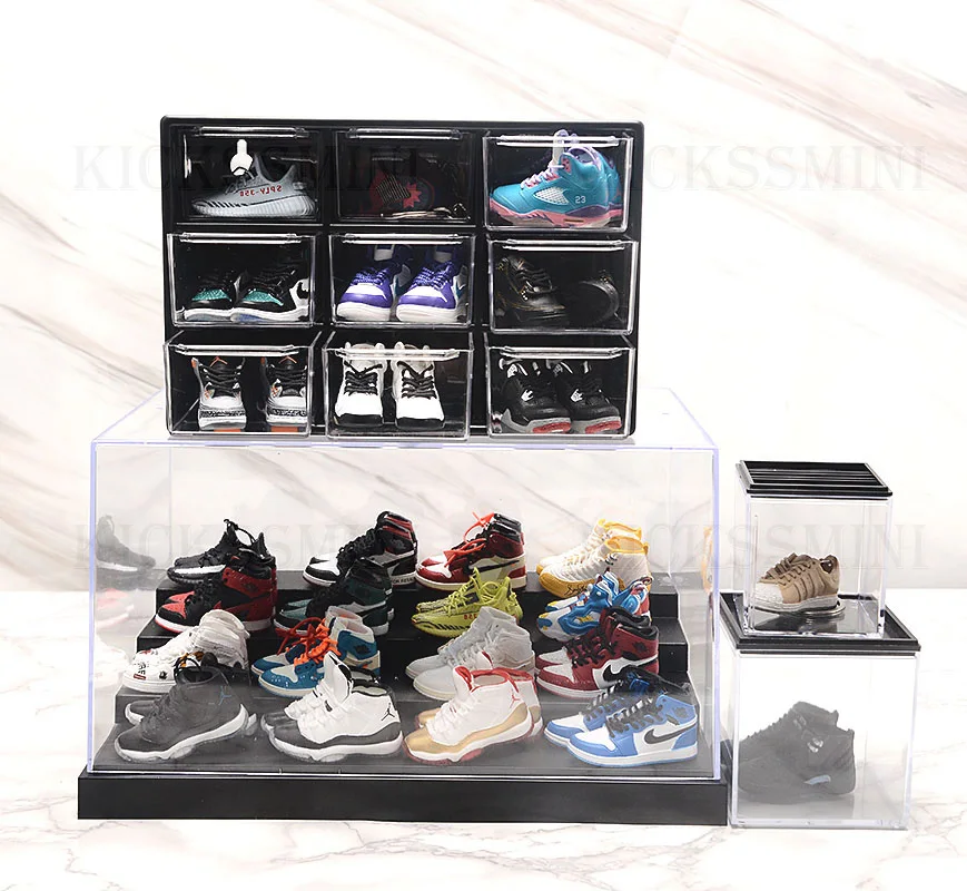 

dropshipping sneaker keychains display box 1/6 SCALE 3D Mini Sneaker JORDAN keychain doll accessory