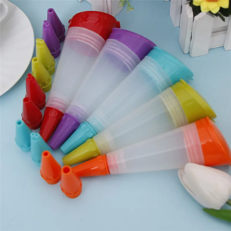 

1 Decorative Pen 3pcs Nozzles Syringe Cylinder Silicone Pastry Cookie Icing Pen Cake Tools Baking Pastry Decor Tips Tools Supply