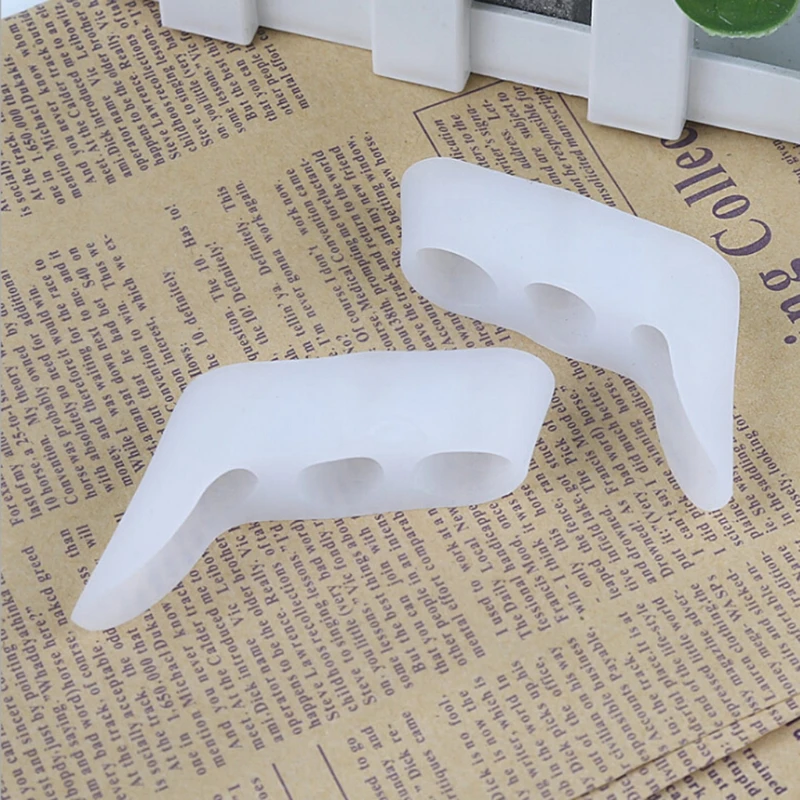 Bunion Shield Gel Pinky Toe Separator Straightener Gel 3 Hole Bunionette Pads Bunion Corrector Foot Care Tool Bunion Shield Gel Pinky Toe Separator Straightener Gel 3 Hole Bunionette Pads Bunion Corrector Foot Care Tool