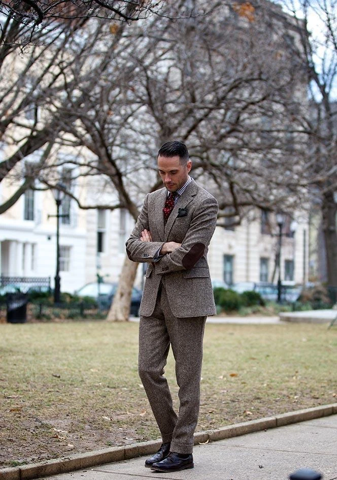 

New Mens Donegal Tweed Suit Custom Made Brown Mens Tweed Suit Tailored Single Breasted Men Suit Notch Lapel(Jacket+Pant+Vest)