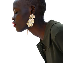 Бренд JUJIA, новинка, серьги в виде листьев для женщин, бохо, этнический стиль, большие металлические серьги с подвеской, горячие Макси массивные украшения на Рождество