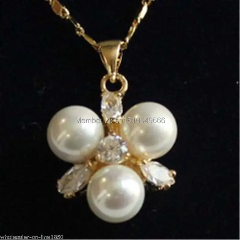 

FREE SHIPPING>>Rare South 8mm White Sea Shell Pearl plated Pendant Necklace