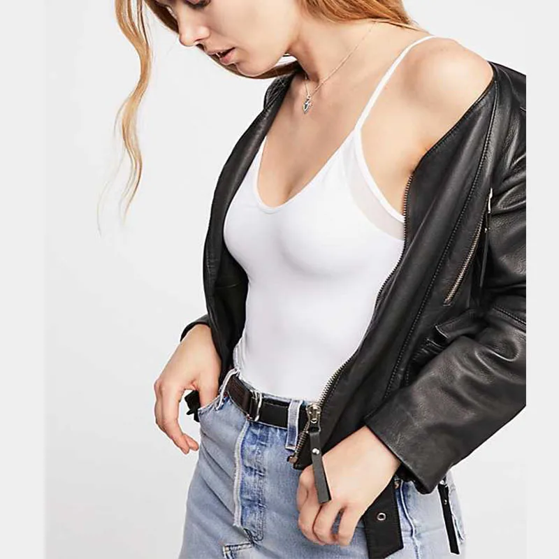 

Ladies Summer Tops Female Tank Top Sexy Slim Solid Cotton Women Sleeveless Crop Top Halter Black White Girls Bustier Crop Tops