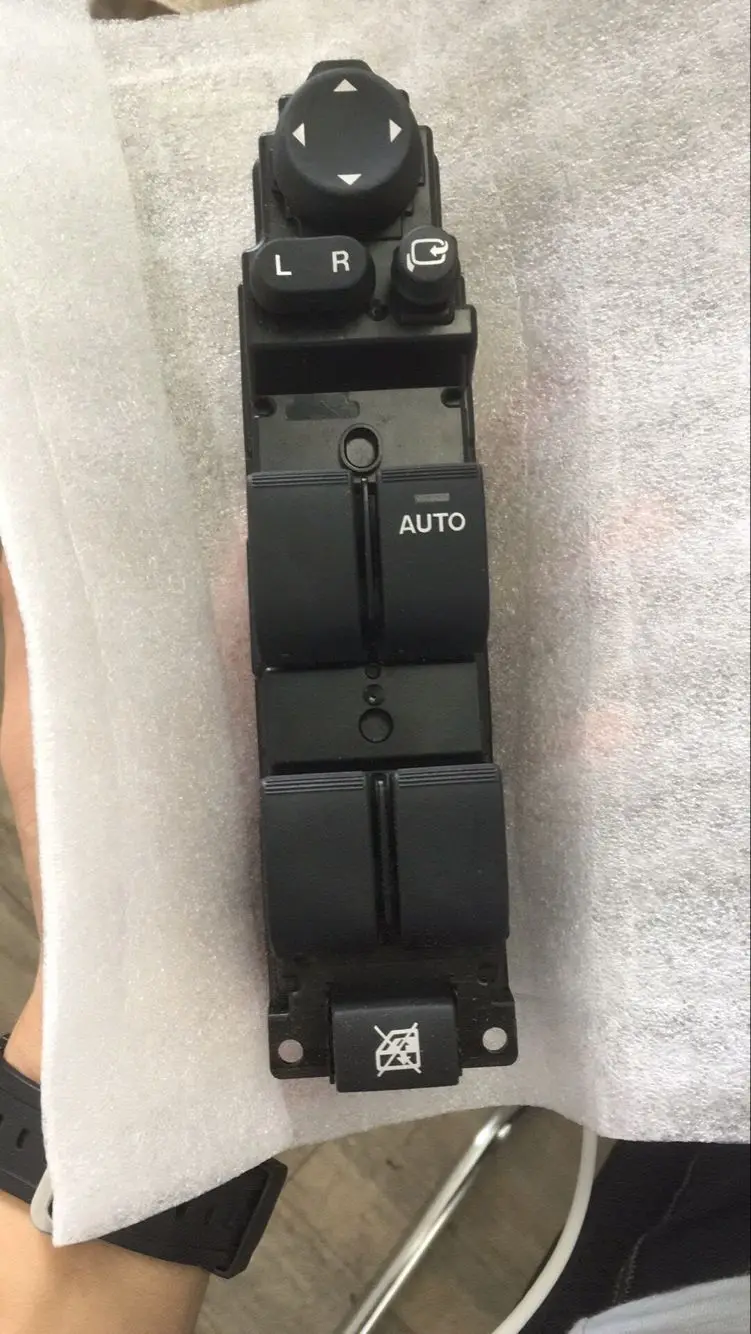 

Power window switch for mazda 2 and mazda 6 2008-2012 with auto folding function for RIGHT RUDDER COUNTRY ONLY