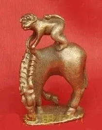 

Small Chinese Bronze Monkey on Horse Figure Statue2.2"H