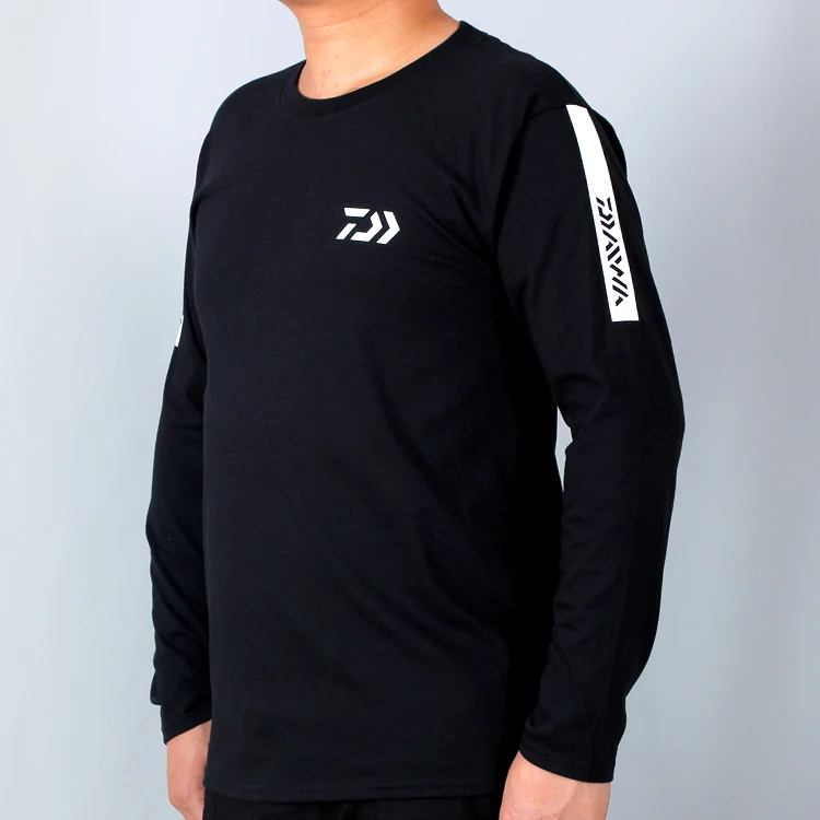 

2018 NEW DAIWA Fishing clothes outdoors Autumn And Winter Leisure DAWA Keep warm Breathable shirt light DAIWAS Free shipping
