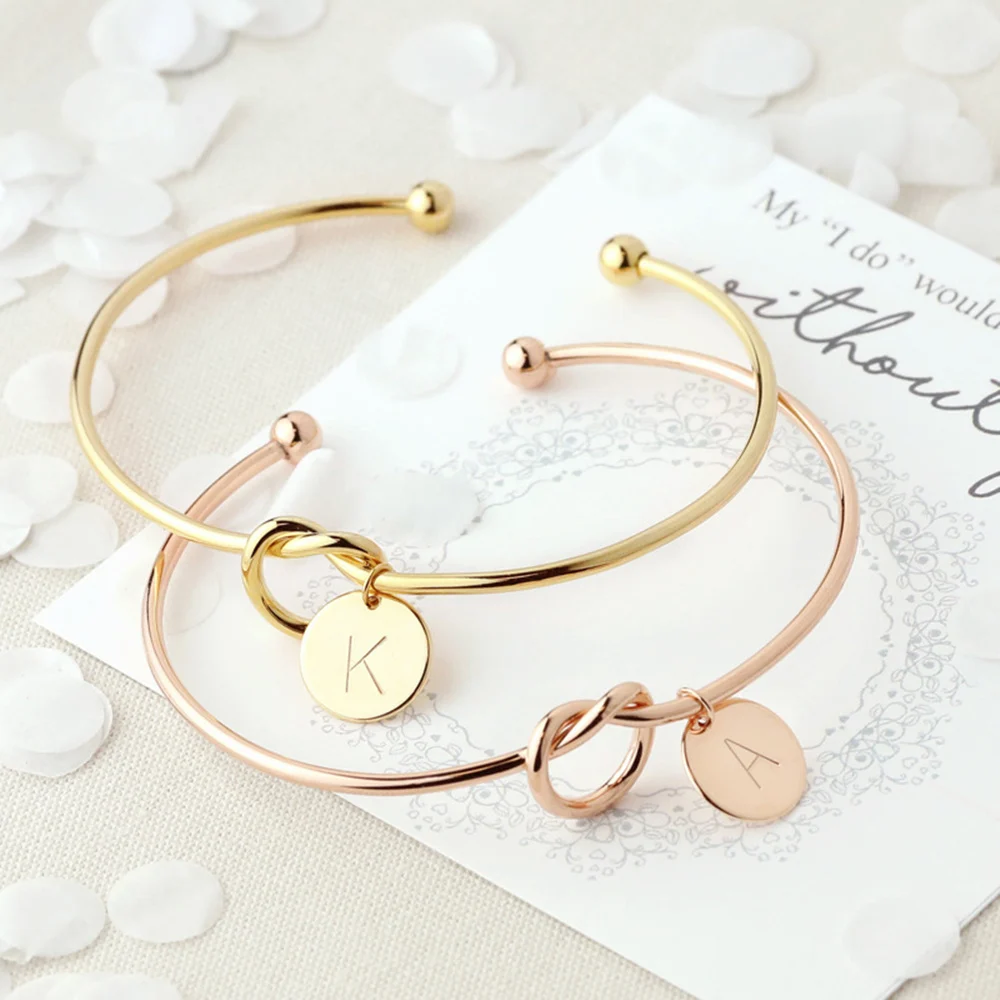 

Fashion Simple Twist Cuff Open Knot Bangles Disc Initial Letter Charm Bangle Bracelet for Women Rose Gold Color Letter Bangles