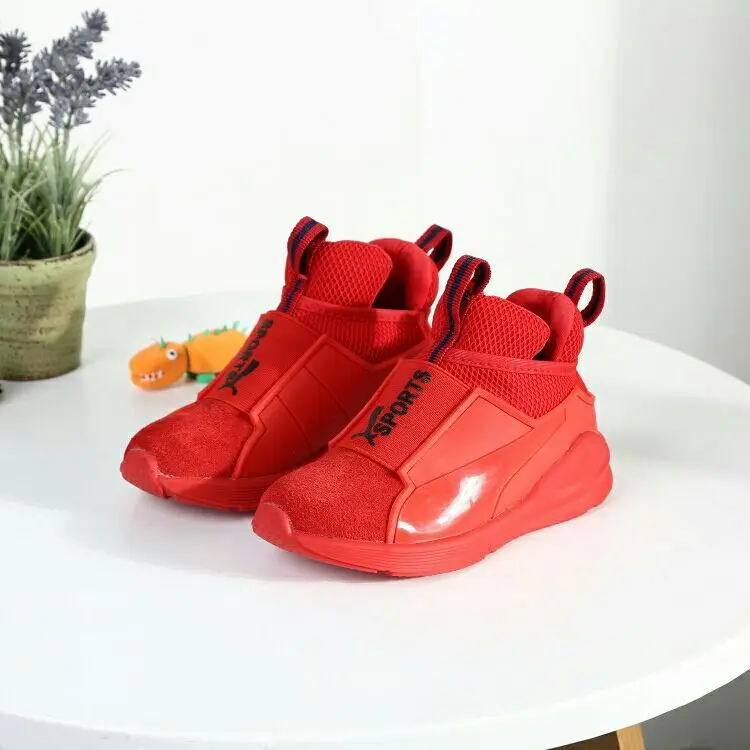 2018 детская спортивная обувь кожа Мальчики Девочки кроссовки Высокое качество одноцветное черный, красный плоские удобные детские