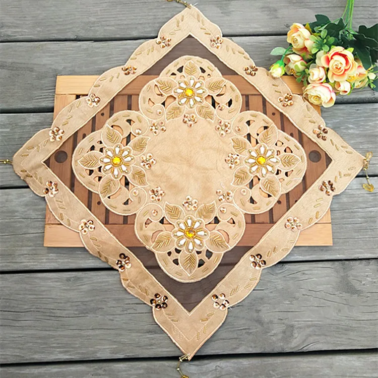 

Europe Luxury Lace Sequin Christmas Tablecloth Table Mat Coffee Mugs Table Cover mantel navidad Wedding Banquet Decor T048