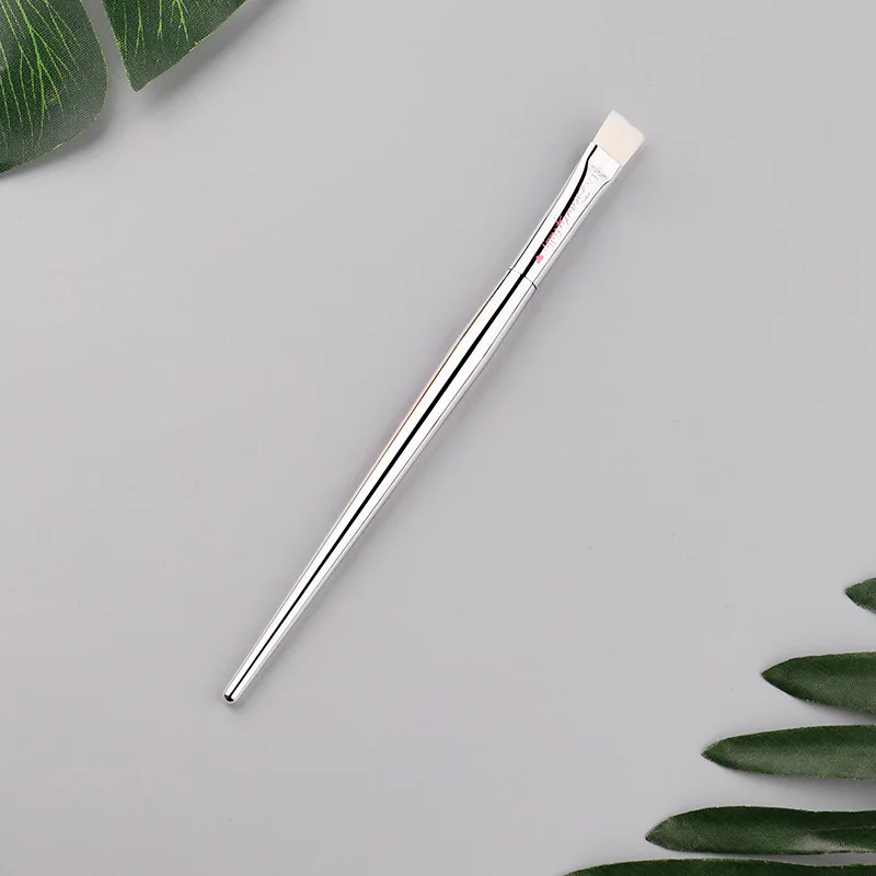 

Electroplating handle Horizontal brow brush Eyeliner Brush details Eye Eyebrow brush Professional cosmetic tools art brushes