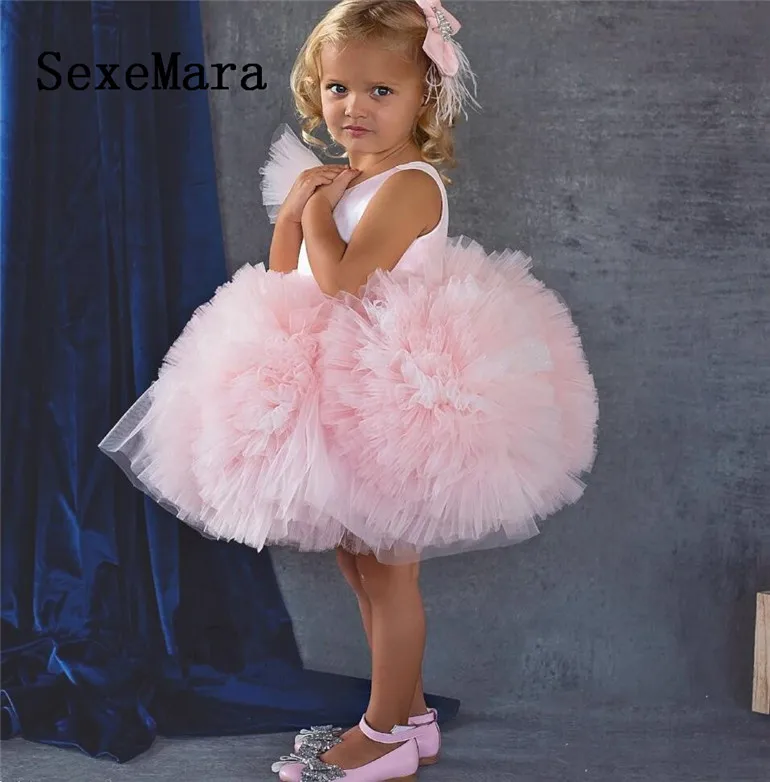 

Lovely pink Puffy tulle Ruffles flower girl dresses for party knee length baby 1st birthday gown with headpiece high quality
