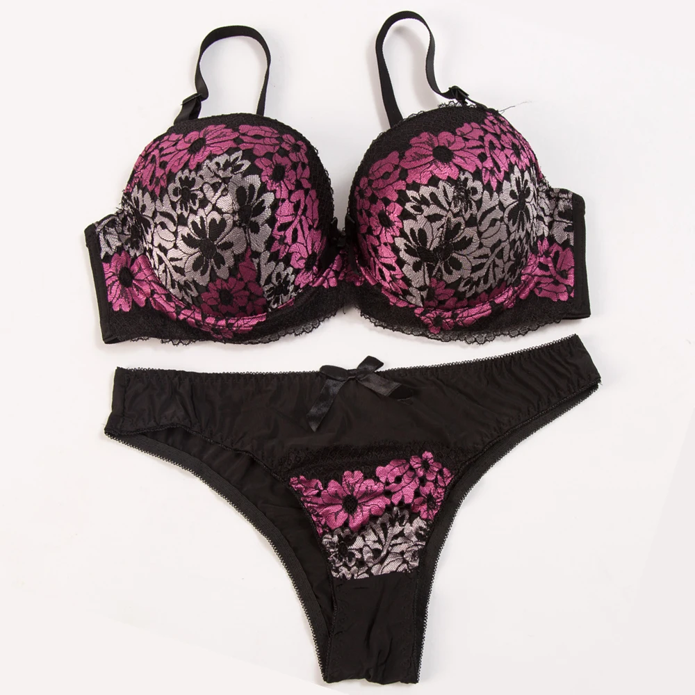 luxurious Plus Size Bra Set Women Push Up Lace Brassiere and briefs set