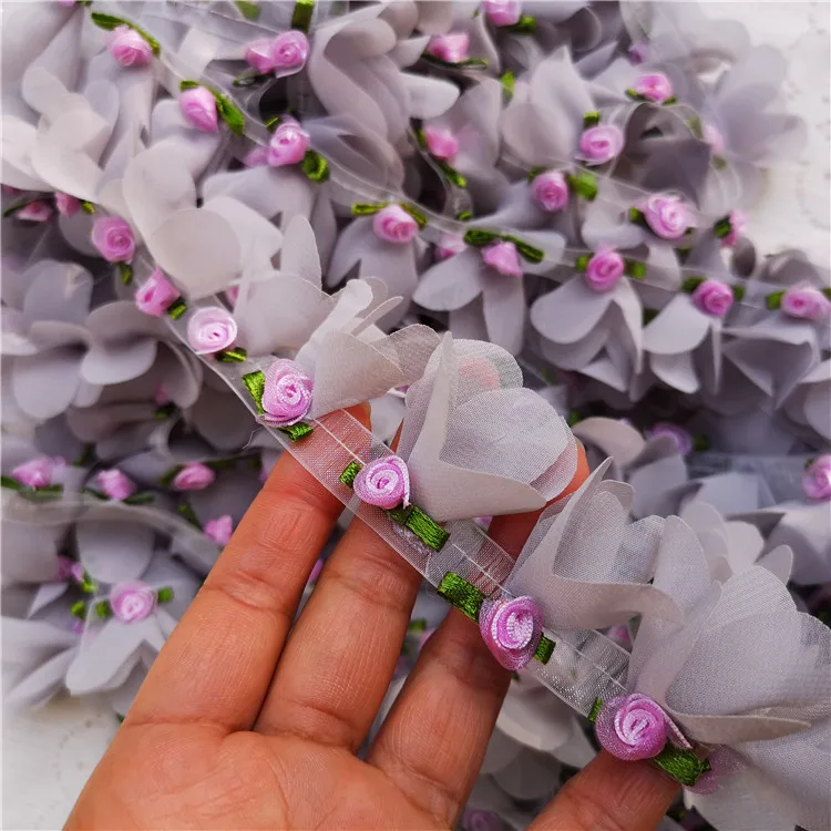 3mm LAVENDER Satin Centre Thread 5 Metres 43mm Wide FRL Gathered WHITE Lace
