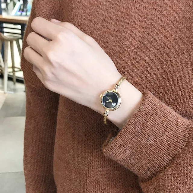 Fahsion women dress watches beauty design gold simple bracelet watch Bgg brand s Fahsion women dress watches beauty design gold simple bracelet watch Bgg brand s