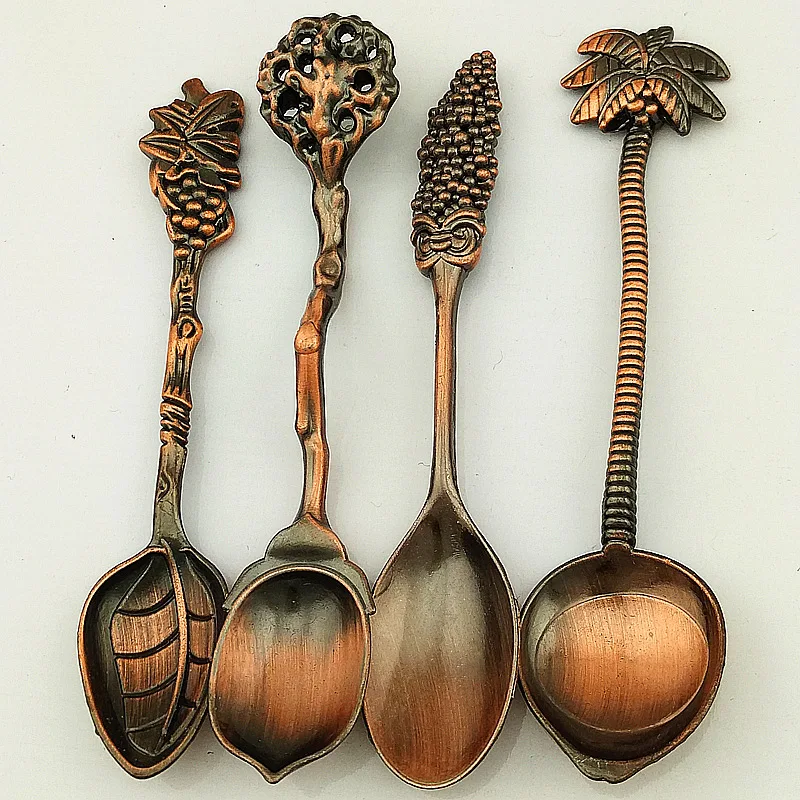 4PCs/Set Carved Mini Coffee Spoons Small Coffee Tea Spoon Mini Dessert