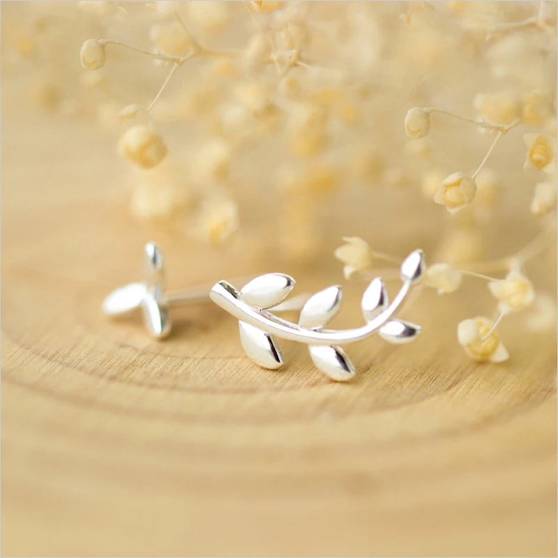 

MloveAcc 925 Sterling Silver Asymmetry Olive Branch Leaves Stud Earrings for Women Girls Sterling Silver Jewelry Brincos