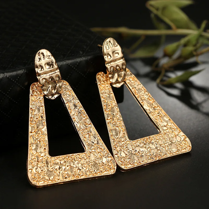 

Punk Style Big Vintage Earrings for Women Gold Colour 2019 Geometric Statement Earring Metal Earing Hanging Fashion Jewelry