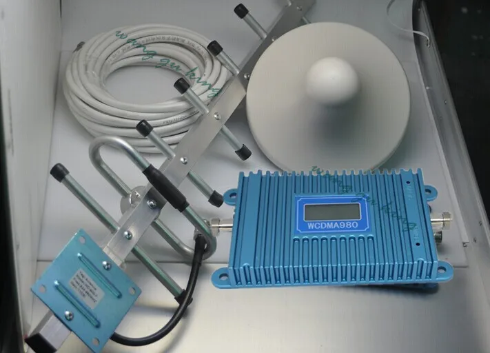 Ücretsiz Kargo 3G Sinyal Güçlendirici W-CDMA 2100 MHz Cep Telefonu Sinyal Booster Tekrarlayıcı 3G Amplifikatör parçaları Ile 1 SETLERI