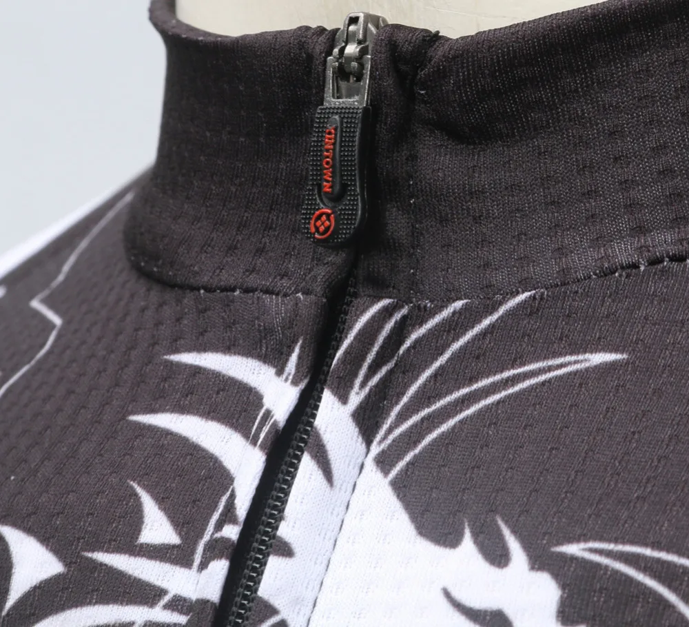 3842469326_1914611871
