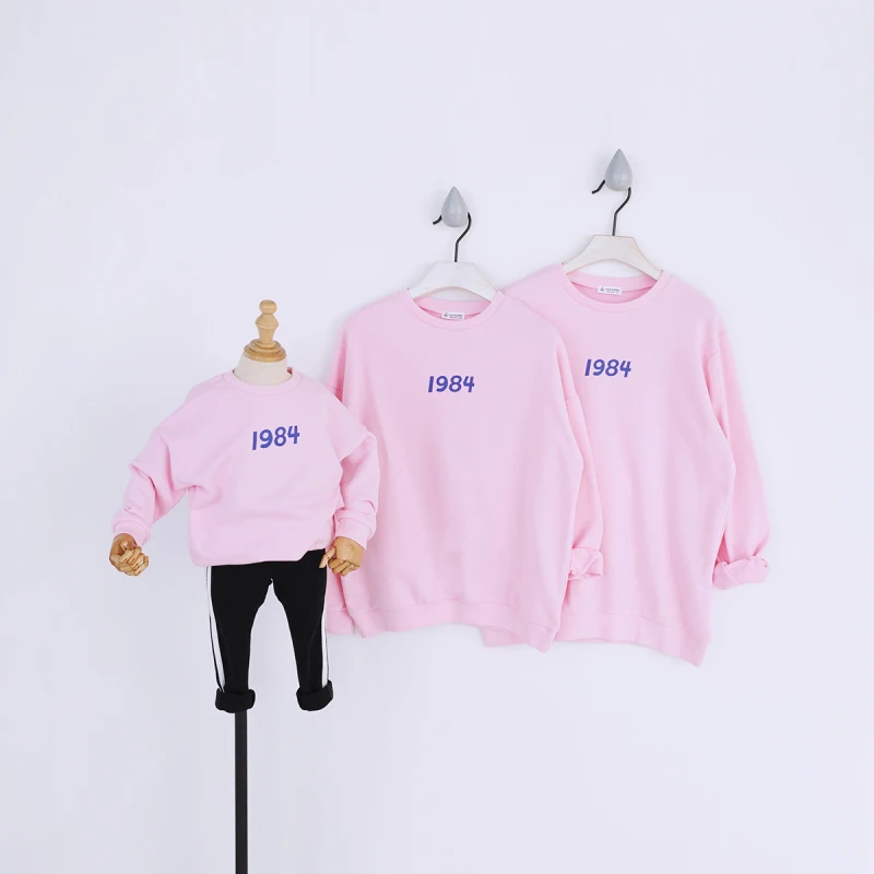 Семейные комплекты; одежда для мамы и дочки; одежда для маленьких девочек; свитер для всей семьи; одежда для папы и сына; одежда для маленьких мальчиков