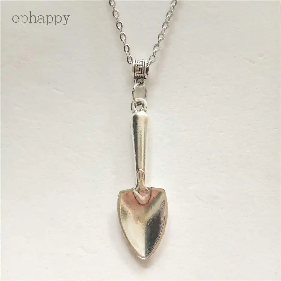 Fashion Unisex A shovel of an engineer Accessories Necklace Retro Round