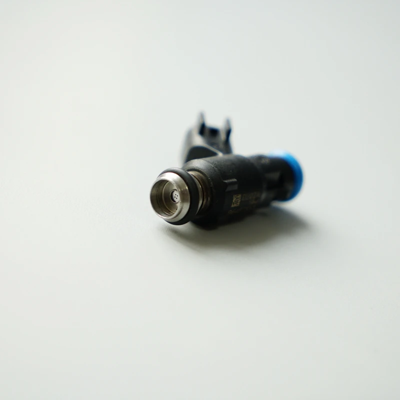 

fuel injector for CHEVROLET AVEO AVEO5 PONTIAC WAVE WAVE5 OEM: #96487553