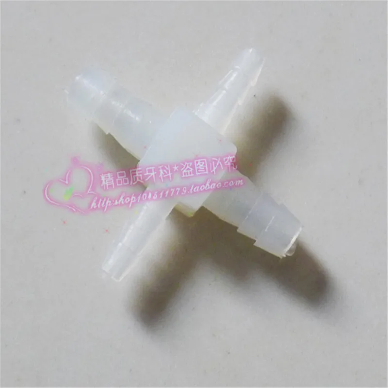 

A0070 100PCS Dental chair unit 4 way accept adaptor 2 big 2 small adaptor water tube pipe dental products dental equipments