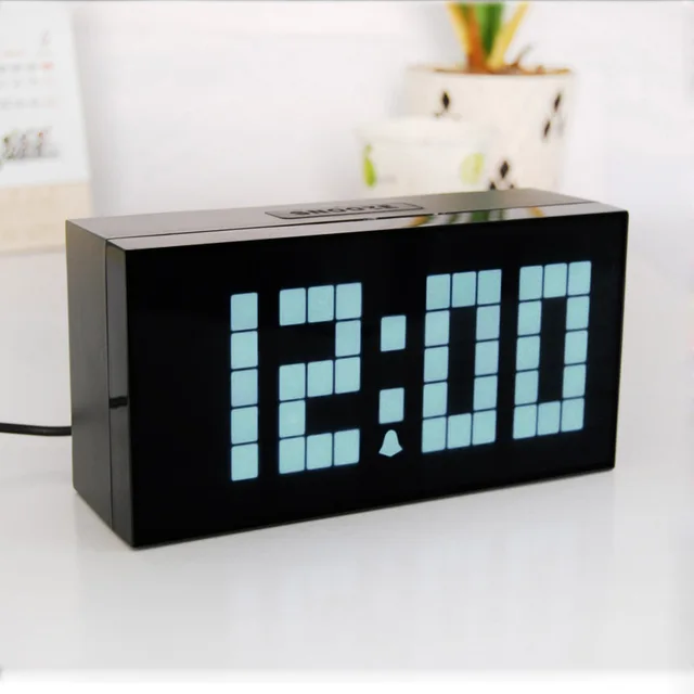 Luminova large display led digital clock Modern office electronic desk