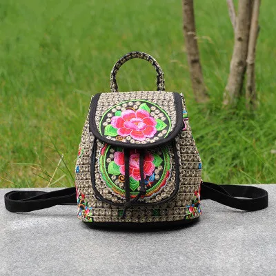 

Fashion Embroidery Women Small Shopping Backpacks!Nice National Floral Embroidered Lady Backrack Vintage Embossing Hasp backpack