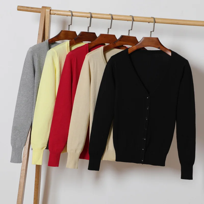 Günstige Herbst Neue Frauen Strickjacke Fashon V ausschnitt Langarm Feste Beiläufige stricken Pullover Mantel Plus Größe 4XL Weibliche Strickjacke Mantel