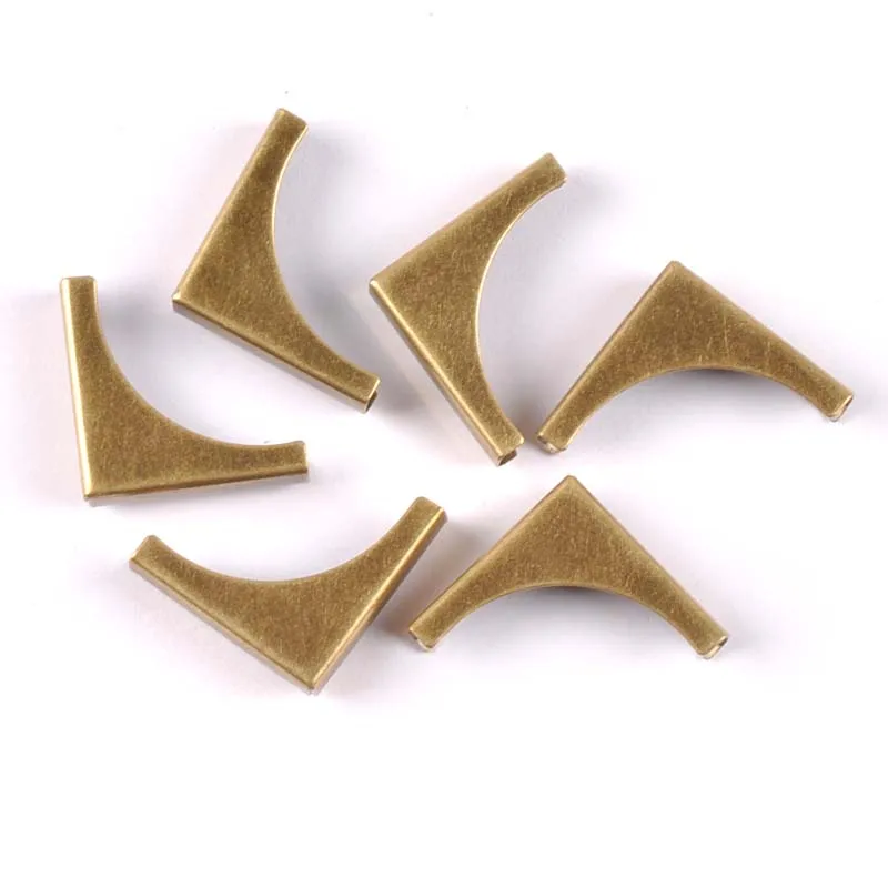 Description Picture 5 of item30pcs Bronze Metal Corner Protector For Scrapbooking Accessories Photo Albums Book Corners Crafts DIY Decoration 20x20x4mm C2246