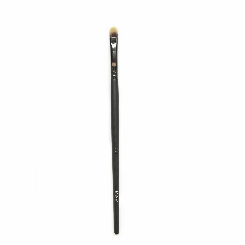 Korean Beauty 211 Small Concealer Makeup Brush Firm Synthetic Hair