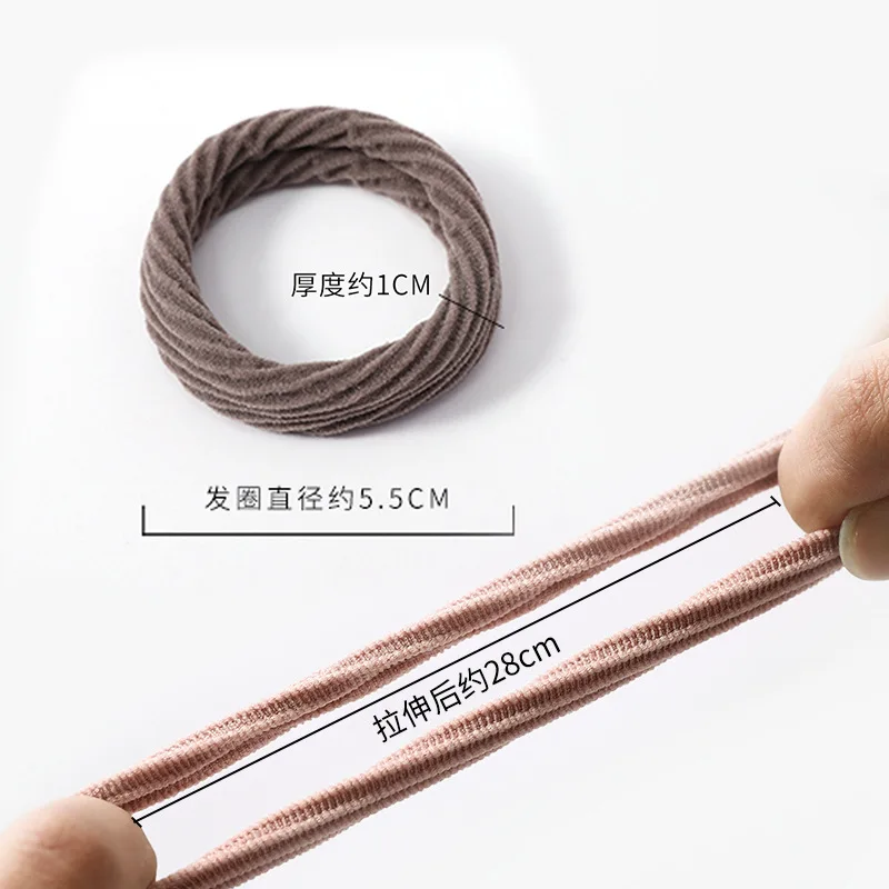 9834989837_1802614789