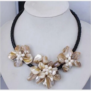 

Fashion Manual Handcraft Shell Flower with freshwater pearl necklace 18"AAA style Fine Noble real Natural free shipping