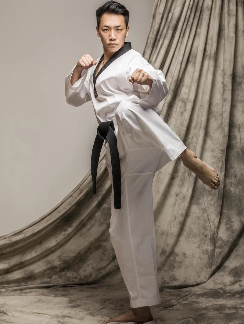 Taekwondo uniform / Taekwondo gi medium weight 9 OZ 100% Cotton WTF 