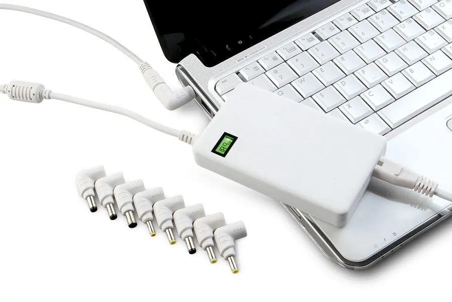 universallaptopadapter_11