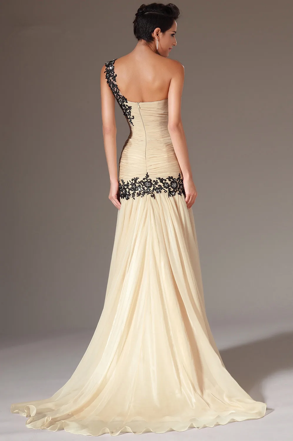 Fashion-Evening-Dress-One-shoulder-Sweep-Tain-Black-Lace-Appliques-Chiffon-Evening-Gowns (2)