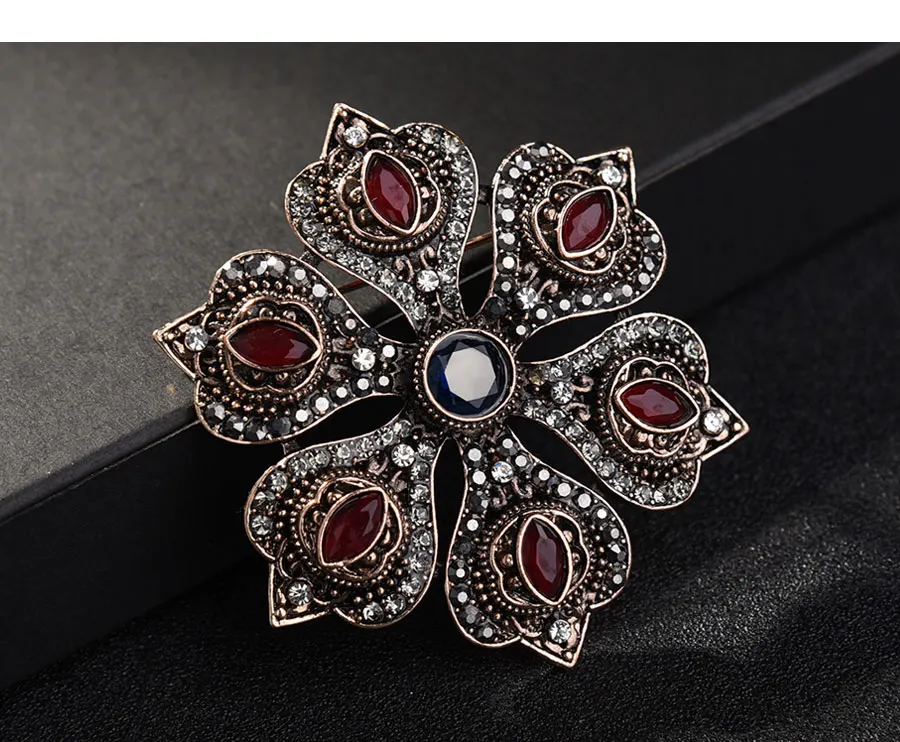 vintage-flower-brooch_02