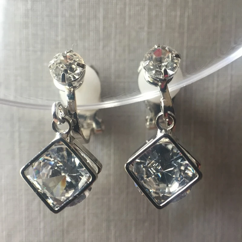 

Korean style Clip Earrings Without Piercing for Women No Ear Hole Ear Clip Wedding jewelry clip on earrings Cubic zirconia