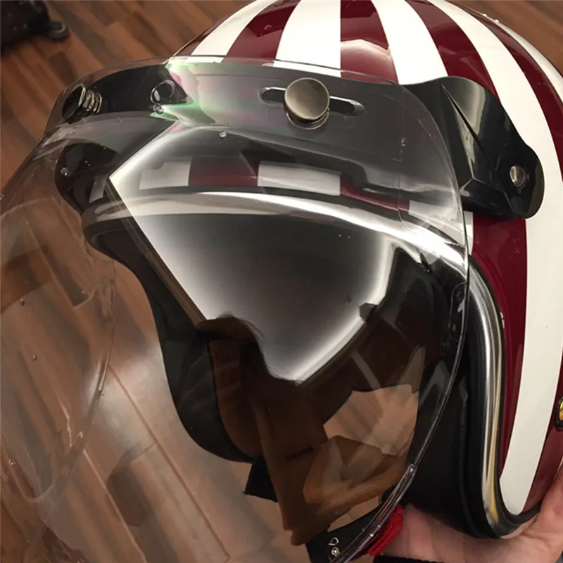 

2019 new motorcycle bicycle helmet, four colors, lightweight, advanced protection effect for men and women
