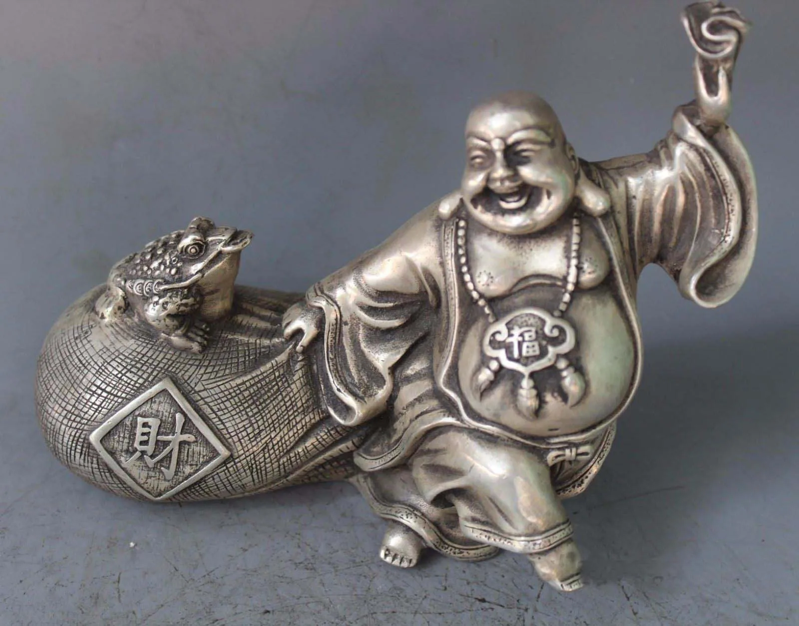 

China silver carved Toad fund sources buddhism happy Maitreya Buddha Statue