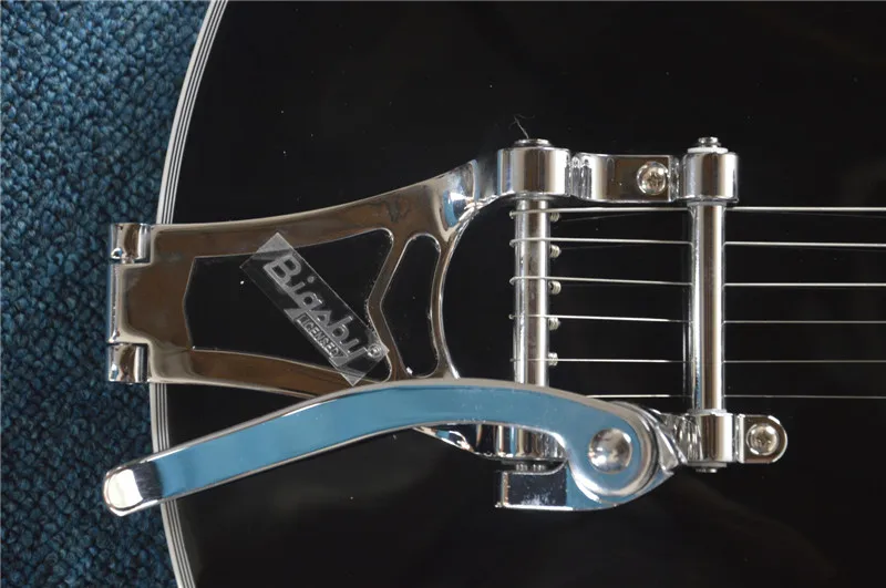 Nueva Guitarra eléctrica del Jazz 335, color negro, cuerpo hueco Guitarra con cromo, algunos países, envío libre