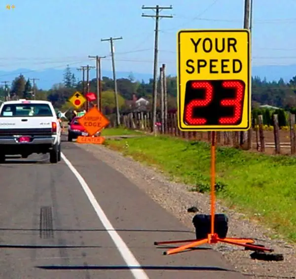 electric speed control signs with aluminum led sign controlin