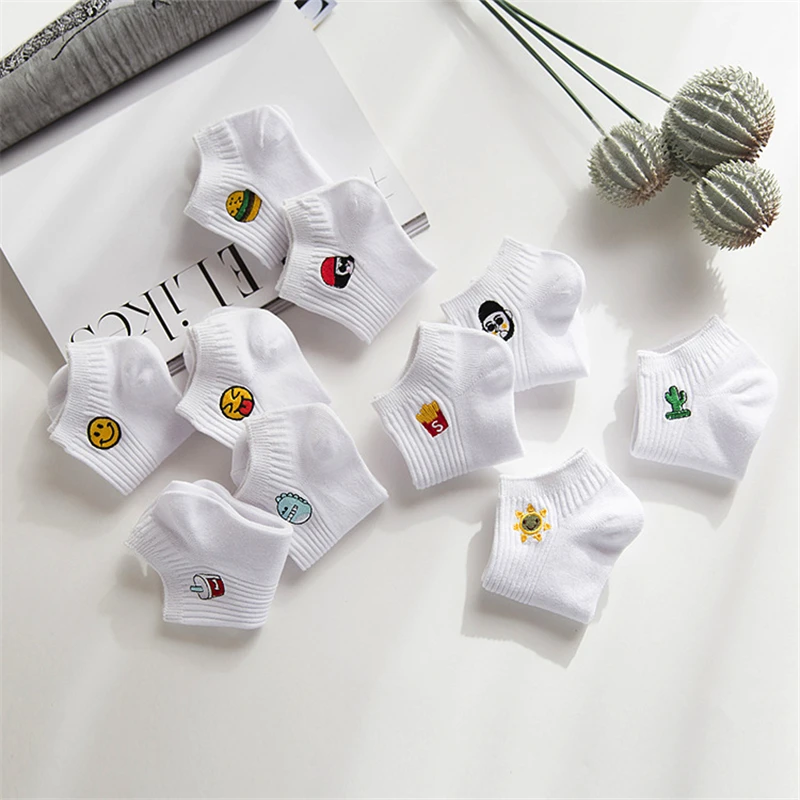 المرأة الأبيض المتناثرة لطيف الجوارب الإناث قصيرة الجوارب محب لوح التزلج الكاحل جوارب بأشكال مضحكة التطريز الكوك فتاة القاتل الصبار الحب المرأة الأبيض المتناثرة لطيف الجوارب الإناث قصيرة الجوارب محب لوح التزلج الكاحل جوارب بأشكال مضحكة التطريز الكوك فتاة القاتل الصبار الحب