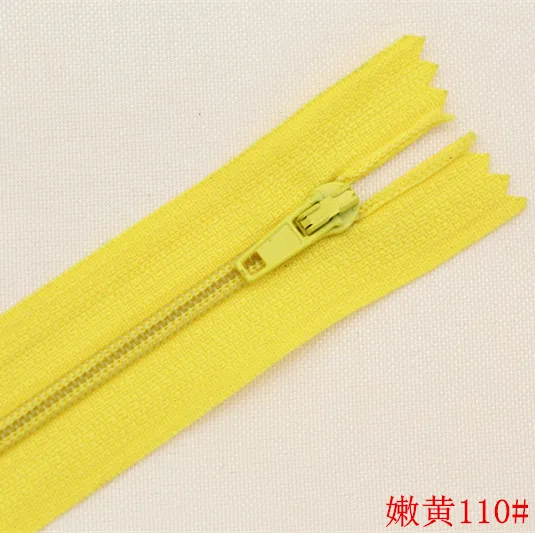 Versatile Nylon Coil Zipper Set for Tailoring & DIY Sewing Projects (5 Pieces)