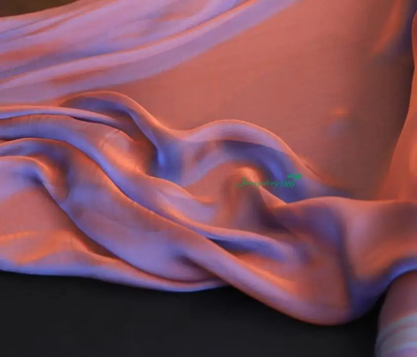 

Ice Desert Tour Dubai Show Design Fabric Silk Fabric United Arab Emirates Robe Headscarf lining can be used