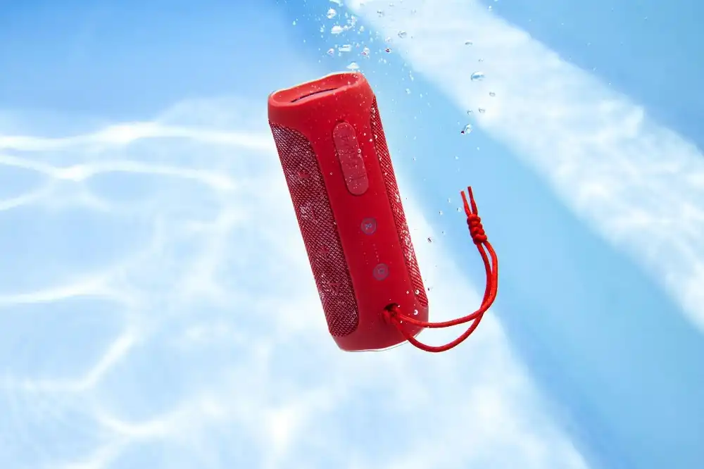 jbl flip 4 water