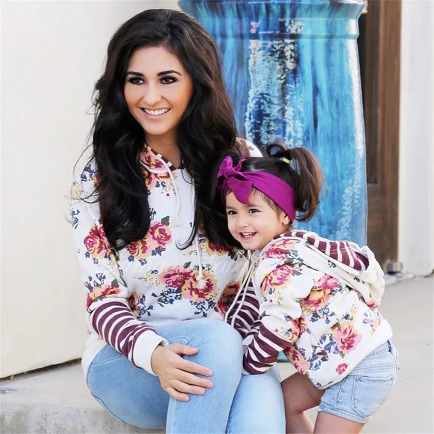 

2019 Family parent-child clothing mother and daughter clothes, a new cotton striped print in spring and autumn
